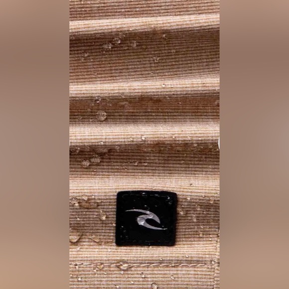 Rip Curl Boardwalk Phase 21" Khaki color. Size 29. Very good condition. - Picture 8 of 8